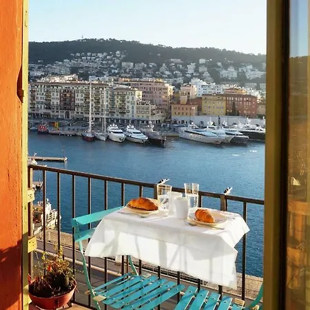 Waterfront Panoramic Sea View, Balcony, Ac Apartment