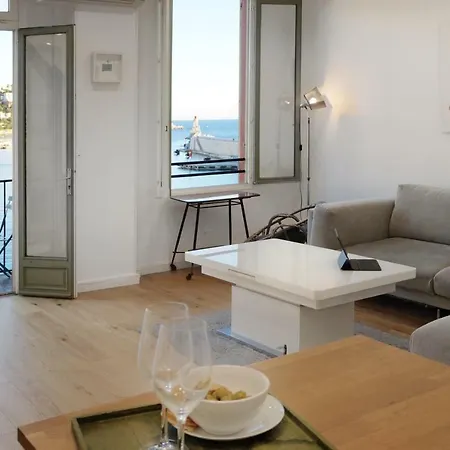 Waterfront Panoramic Sea View, Balcony, Ac Апартаменты *